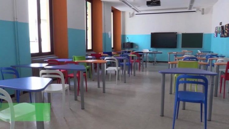 Entrano in servizio, sospesi il giorno stesso: odissea supplenti per colpa dell’algoritmo