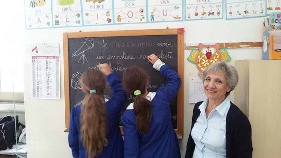 Bari, la maestra-pasionaria del rione a rischio: "Mai chiesto trasferimenti, qui per ricostruire"