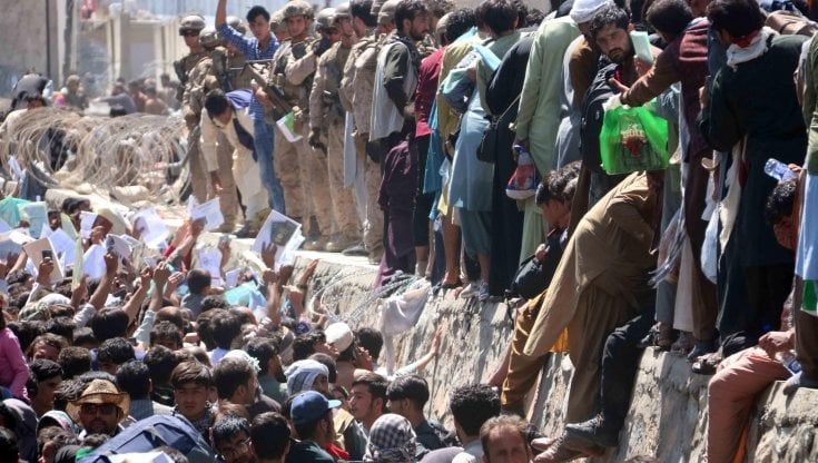 Ritrovato Sohail, il neonato afghano disperso nel caos del ritiro da Kabul