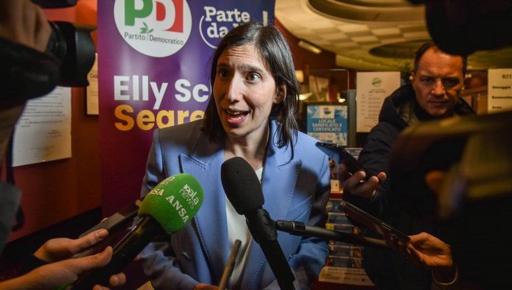 Schlein chiude la corsa a Torino: "Pd pronto al test delle primarie"