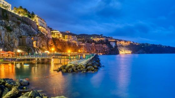 Borghi italiani più cercati sul web: domina la Campania, per il Nord c'è Sirmione