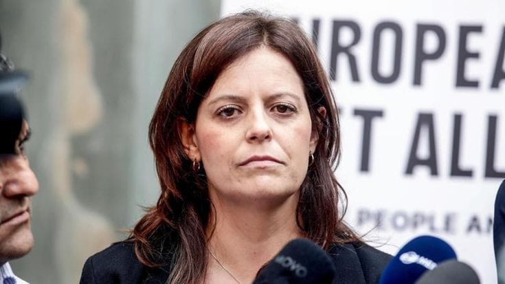 Ilaria Salis prende la tessera di Sinistra italiana: “Vera alternativa a questa brutta destra”
