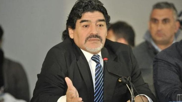 Processo per la morte di Maradona, ecco chi sono i 291 testimoni citati: ex amori, figli, manager, il presidente della Federcalcio argentina, avvocati, giornalisti e medici