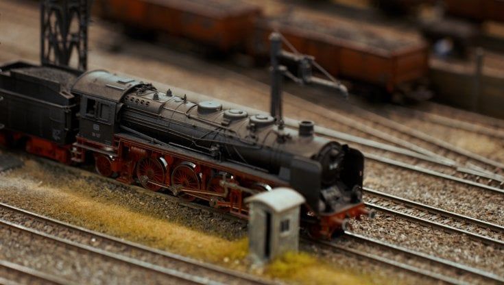  Plastico di San Giuliano: il treno delle meraviglie entra al museo HZero 