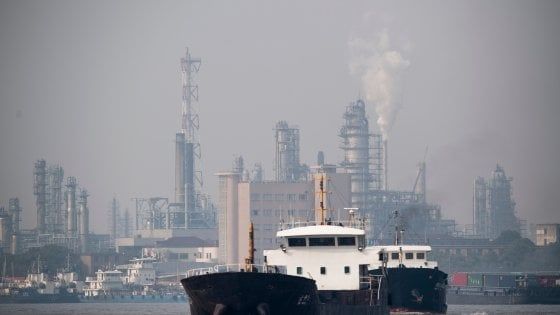 Le Borse Ue chiudono in rosso nonostante Wall Street, pesano le tensioni geopolitiche