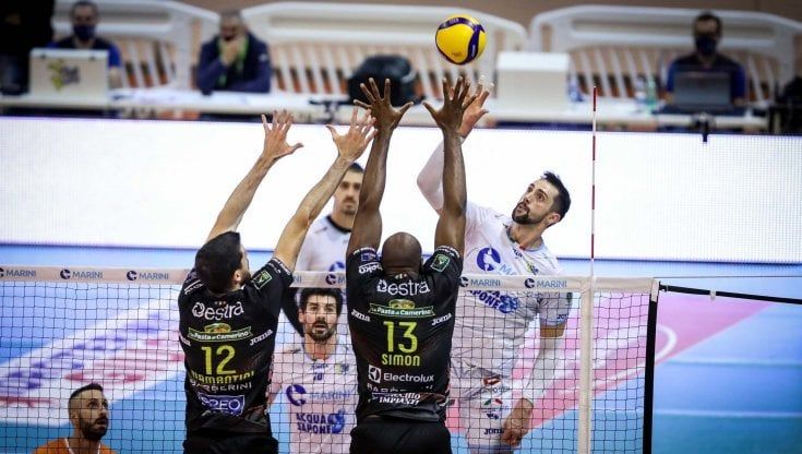 Volley, Superlega: Civitanova consolida la vetta, Perugia si rialza