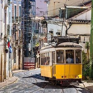 Addio alle pensioni senza tasse in Portogallo. Lisbona mette un'imposta del 10% agli stranieri