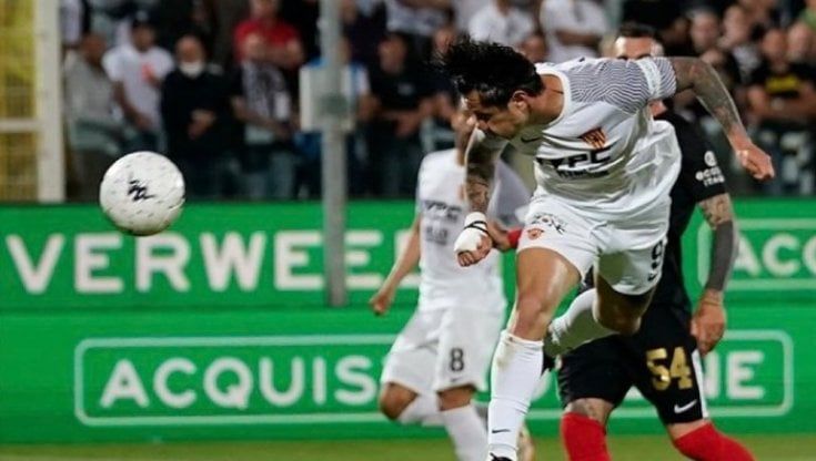 Play-off Serie B, Ascoli-Benevento 0-1: segna Lapadula, campani in semifinale contro il Pisa