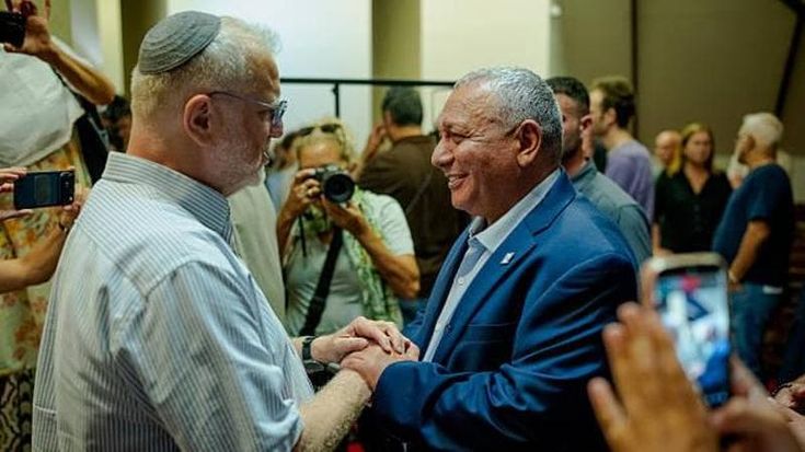 Eisenkot, l’anti-Netanyahu favorito nei sondaggi: “La soluzione dei due stati è un grave errore”