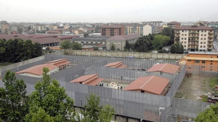 I tanti no alla riapertura del Cpr: luogo inumano che nessuno vuole