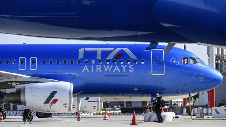 Attacco hacker a Ita Airways: cosa rischiano gli utenti Volare
