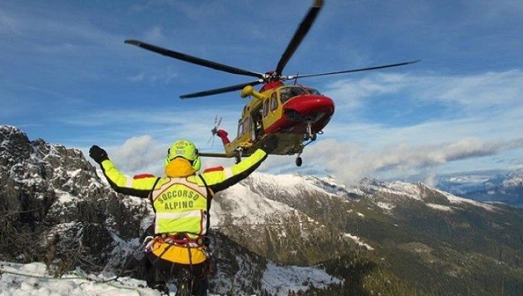 Nuovo incidente mortale in montagna, alpinista precipita per trenta metri dal Cervino 