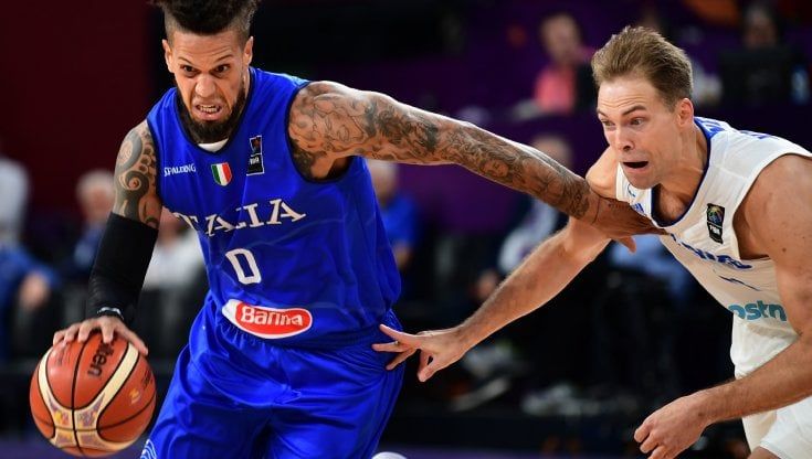 Colpo Zanetti, Hackett alla Virtus
