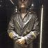 Statua di Lemmy inaugurata nel suo bar preferito a Los Angeles