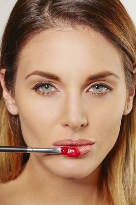 15 errori beauty che gli uomini non sopportano di noi