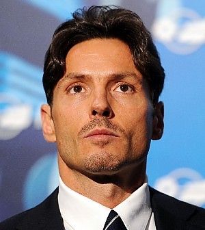 Mediaset vola a Piazza Affari<br />su ipotesi riassetto per pay tv