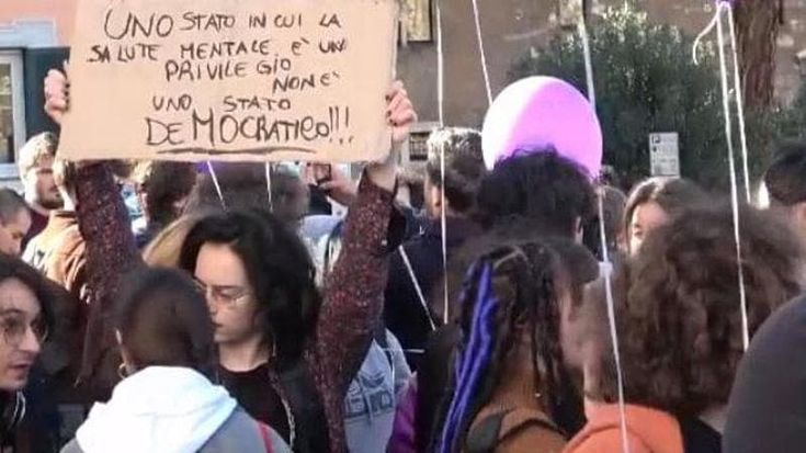Male dentro. L’epidemia di ansia e crisi di panico nelle scuole: dove nasce (e come curare) il nuovo disagio dei ragazzi