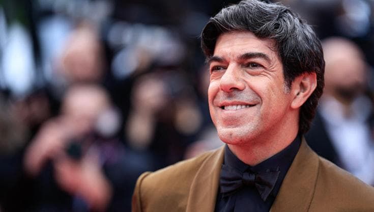 Favino: “Il cinema dà lavoro e ricchezza dobbiamo salvarlo”