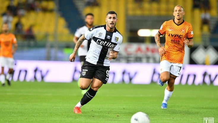 Serie B, poker Cittadella che vale la vetta. Parma esulta all'ultimo respiro, il Monza vince il derby