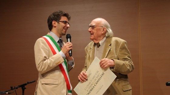 È morto Andrea Camilleri, in lutto Santa Fiora: il borgo toscano che lo aveva "adottato"