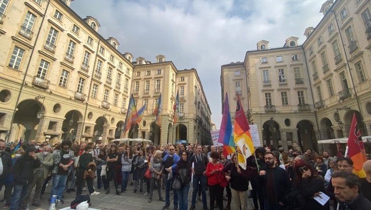 In duecento a Torino per la  mobilitazione della rete “la scuola per la pace”