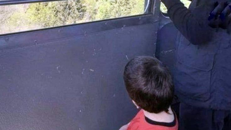 Caso Eitan. Di qua i diritti, di là la tradizione. E Israele si scopre divisa sul nuovo giudizio di Salomone