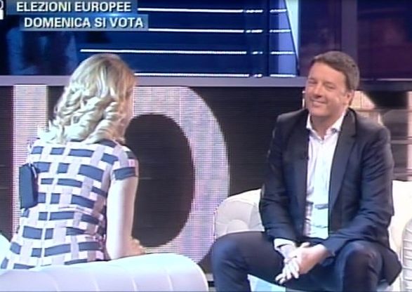 Renzi alla D'Urso:"Ho la pancetta e mi manca la mia bici"
