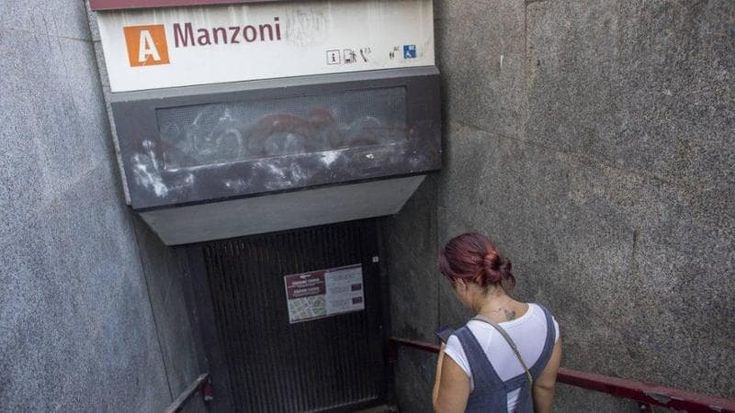 Viale Manzoni, 14enne picchiato da senzatetto. La testimone: “Piangeva, aggrappato a un lampione”