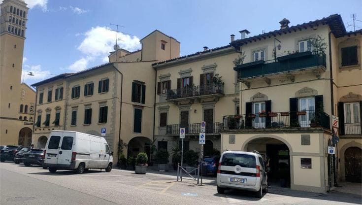Ragazzo accoltellato a Prato, l’amico: «Paura per Jacopo, poi ci ha rassicurato»