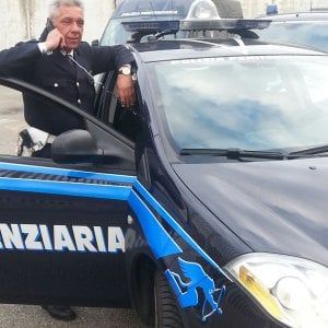 Biella, "Così ho salvato la vita ad un ragazzo di 19 anni  che voleva buttarsi giù dal ponte"