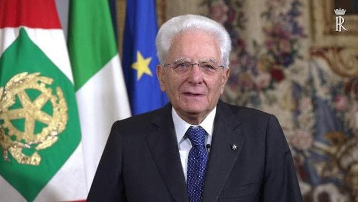 Mattarella, appello per la salute dei migranti