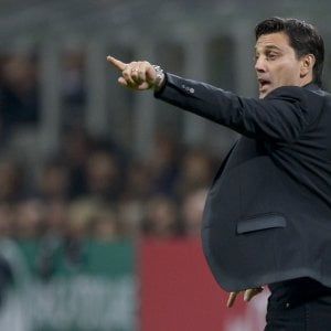 Genoa-Milan, Montella lancia Poli e Honda, Juric con il baby Ninkovic