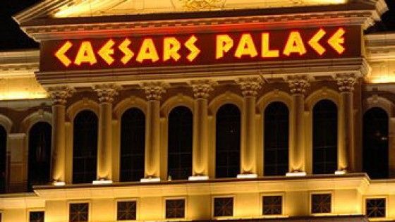 Il Caesars Palace di Las Vegas in bancarotta: colpo al tempio del gioco