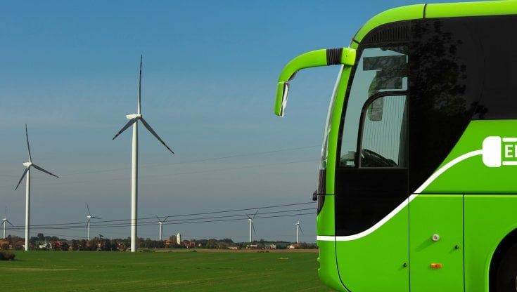 Bus elettrici, dal Pnrr 300 milioni di euro per accelerare la transizione ecologica