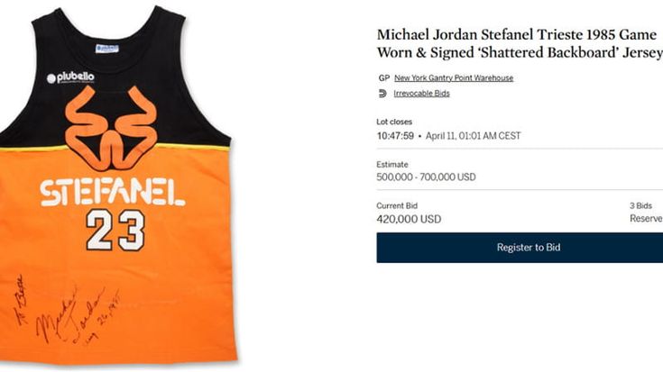 Michael Jordan, all’asta la maglia con cui sfasciò il canestro a Trieste