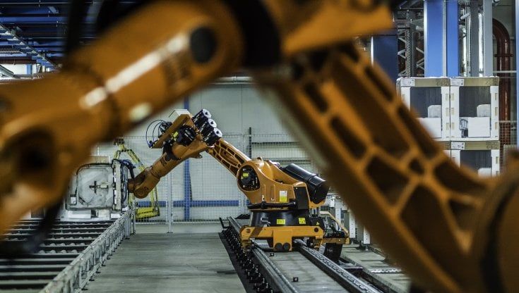 Terna, i consumi elettrici rallentano insieme all'industria: a settembre -2,9%