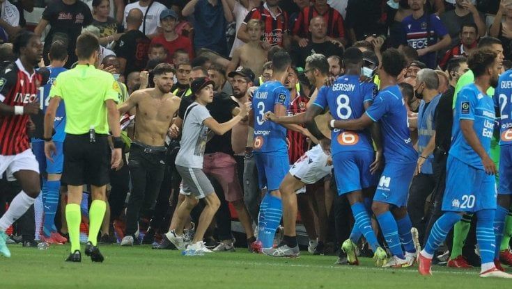 Ligue 1: Nizza-Marsiglia si rigiocherà, campo neutro e porte chiuse