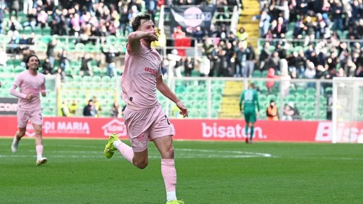 Le Douaron o Johnsen, a Pescara una maglia per due