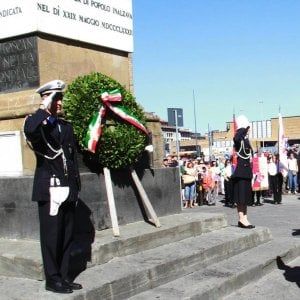 Firenze, il rintocco della Martinella ricorda la Liberazione: cerimonia sull’Arengario 