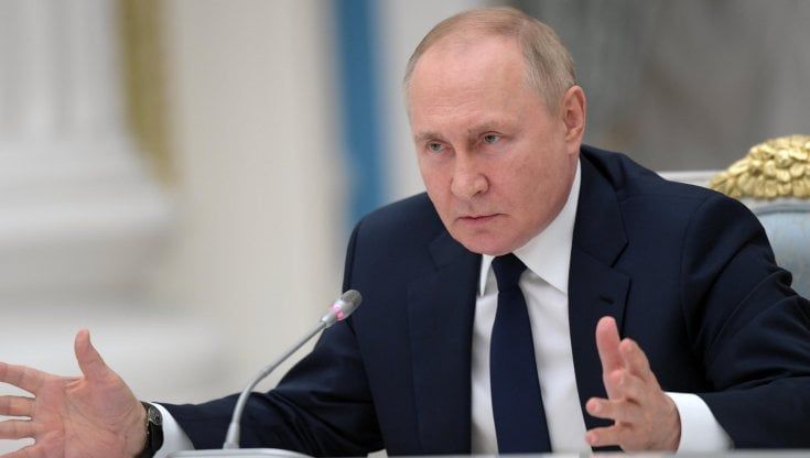 La scommessa di Vladimir Putin sulla crisi italiana
