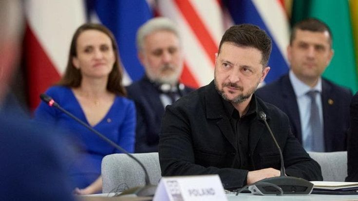 Kiev colpisce fabbrica russa a 1.700 chilometri dal confine, Mosca pronta al maxi-attacco