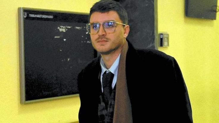 Il filosofo Caffo e le violenze alla ex: “Le studentesse mi insultavano, ora farò rieducazione”