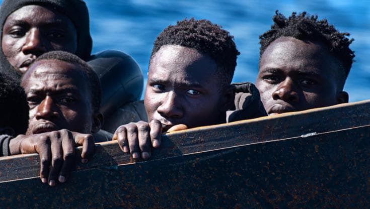 Migranti: salvate in due operazioni 130 persone partite dalle coste libiche