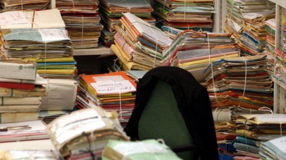 Burocrazia e istituzioni, lo Svimez boccia la Sicilia: è la penultima regione d'Italia