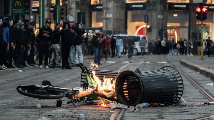 The headless adversary: the unknown rioters who brought chaos to Italian cities