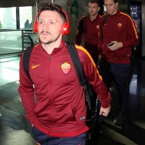 Napoli, tutto fermo per Mario Rui. L'agente: "Niente ritiro con la Roma"