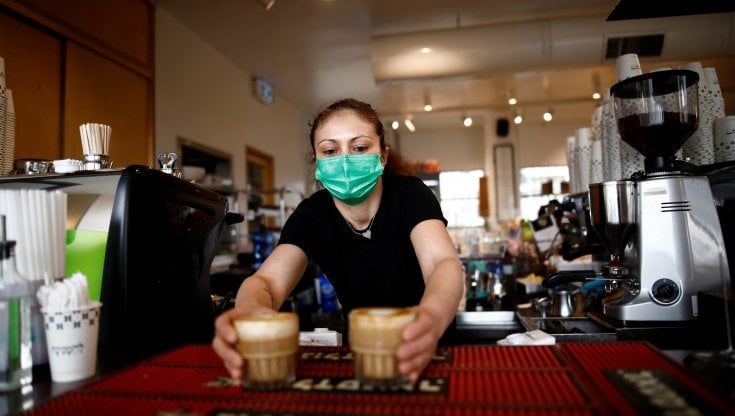 Coronavirus nel mondo. Israele riapre bar, ristoranti, scuole e attrazioni turistiche
