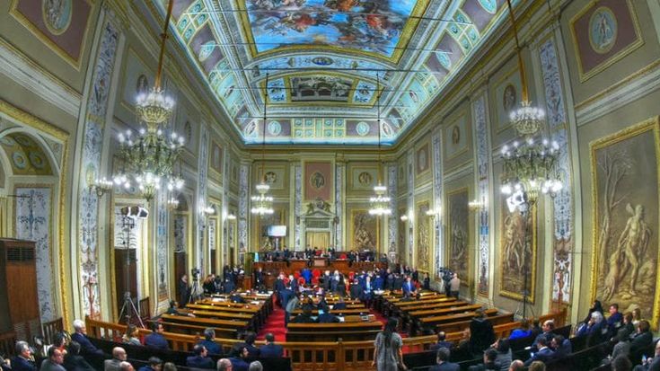 I regionali, i sindaci, il Cas: tutti gli scontenti della manovra finanziaria. E Taormina divide ancora