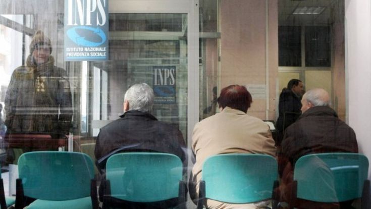Pensioni, sui contributi tetto minimo di 36 anni, ma si sforerà quota 100