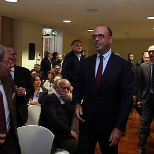 Alfano a Genova per il sì al referendum: "Se vince il no l'Italia si ferma"